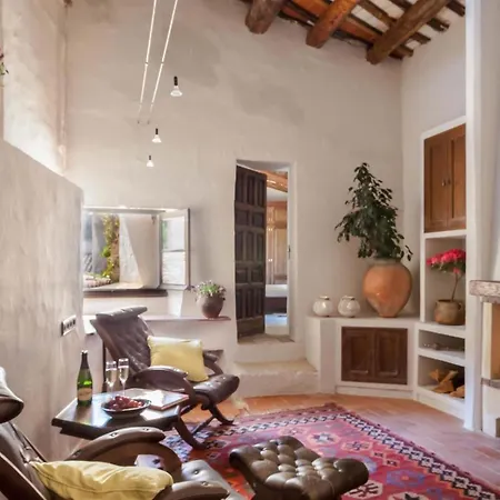 Catalina Villa *