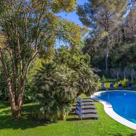 Catalina Villa *